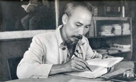 Tóm tắt tiểu sử Chủ tịch Hồ Chí Minh (Bác Hồ) ngắn gọn