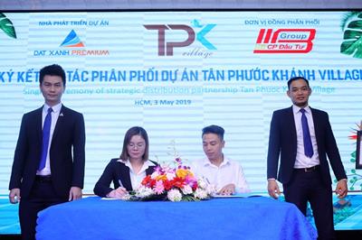 Đất Xanh Premium tổ chức ra quân dự án Tân Phước Khánh Village