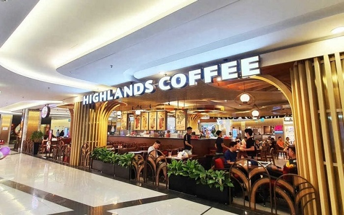 Quán cafe Highlands tại Landmark 81 luôn đông khách 