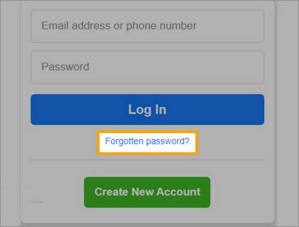 Truy cập trang Facebook và nhấn chọn Forgotten Password