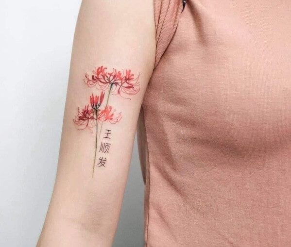 Hình xăm mini ở bắp tay cho nữ đẹp hình 69