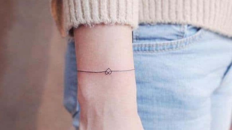 Hình xăm vòng tay đơn giản cho các bạn nữ