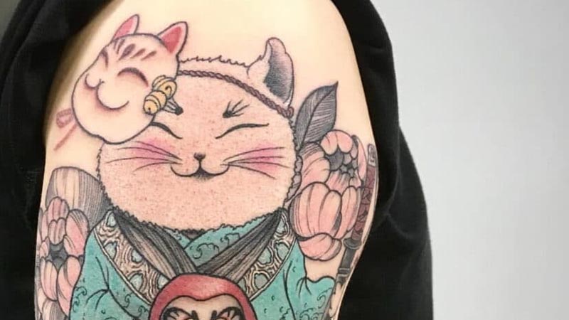 Xăm hình mèo may mắn Nhật Bản đáng yêu dành cho nữ dễ thương