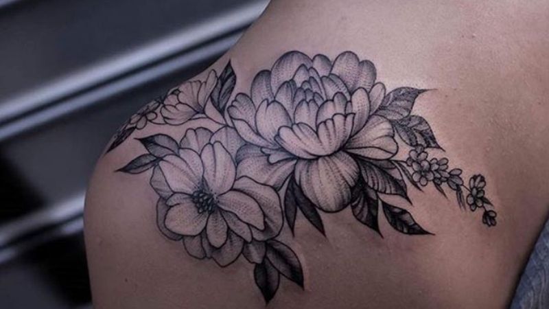 Hình xăm mảng hoa lớn cá tính riêng