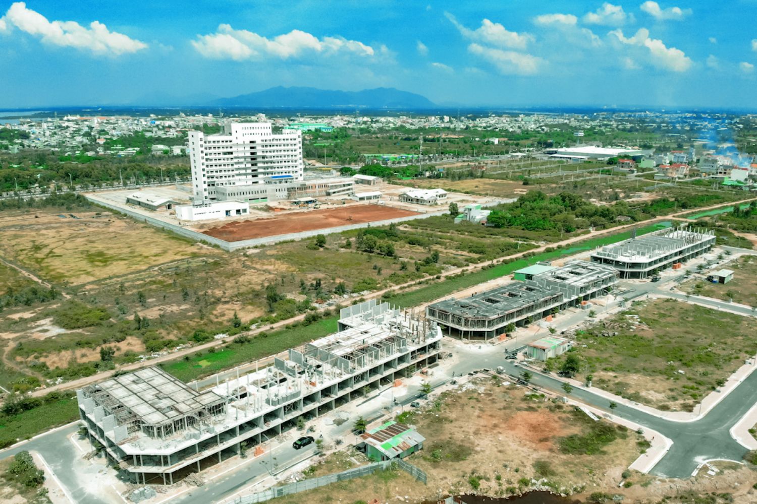 Khu nhà ở Tây 3/2