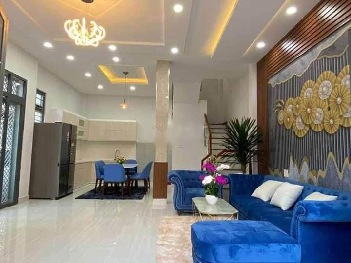 Bán Nhà MT Nguyên Hồng Bình Thạnh ra Phạm Văn Đồng 500m 3tỷ5 - 40 m²