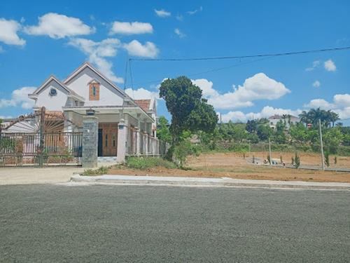 Bán đất UBND Dambri 700tr full thổ cư 150M2 Bán đất UBND Dambri 700tr full thổ cư 150M2