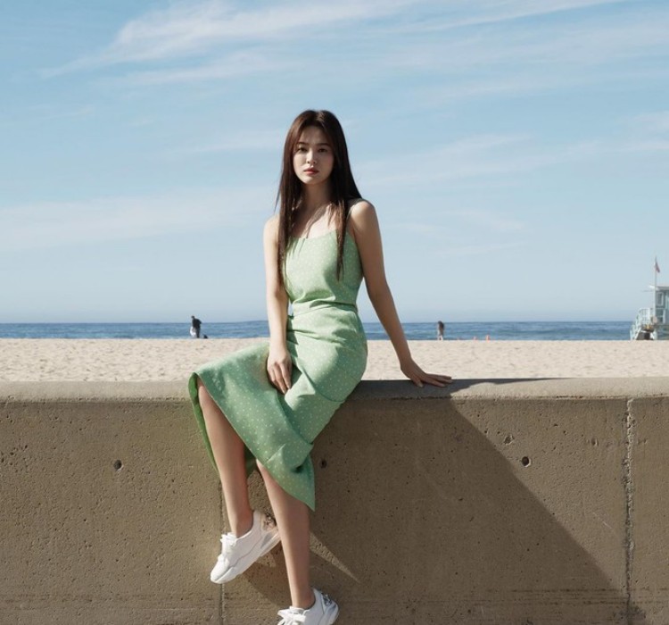 Bộ ảnh trẻ trung, tươi tắn mới đây của Song Hye Kyo 