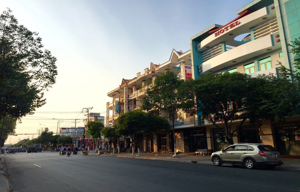 Nấng cấp Tỉnh lộ 833 giúp tỉnh Long An hoàn thiện cơ sở hạ tầng giao thông thu hút nhiều nhà đầu tư giúp giá trị BĐS tăng cao