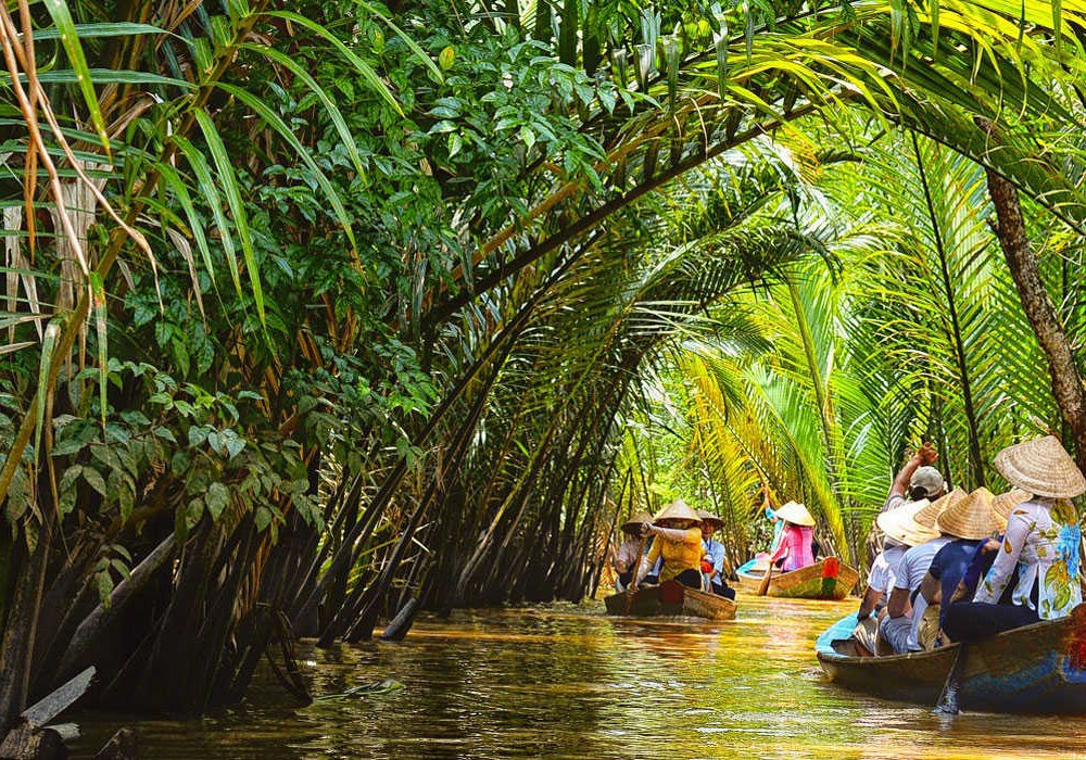 Chợ nổi Cái Bè