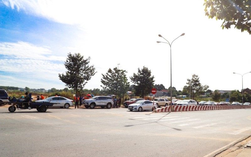 Hình ảnh tại lễ nhận bàn giao đất tại dự án Khu dân cư Hòa Lân