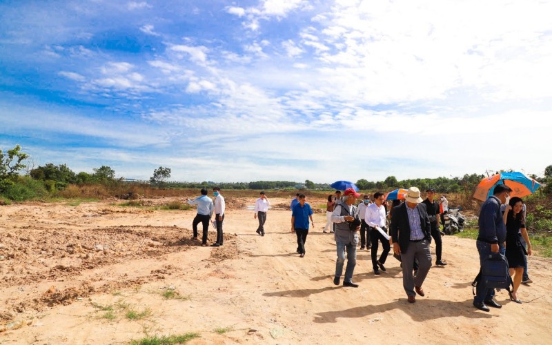 Hình ảnh tại lễ nhận bàn giao đất tại dự án Khu dân cư Hòa Lân