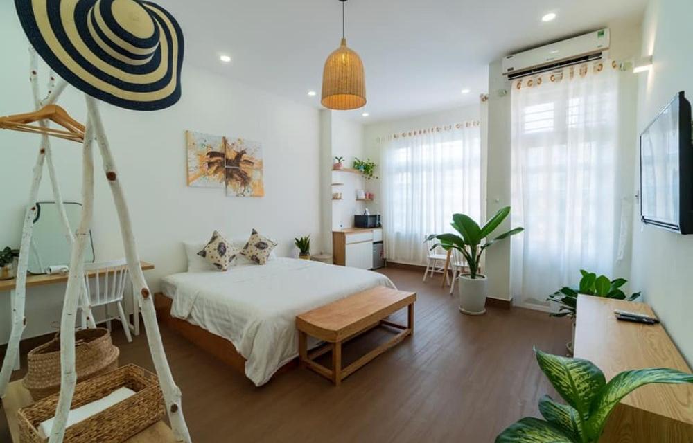  Phòng ngủ F5 homestay Đà Nẵng lấy màu chủ đạo màu trắng tinh khiết