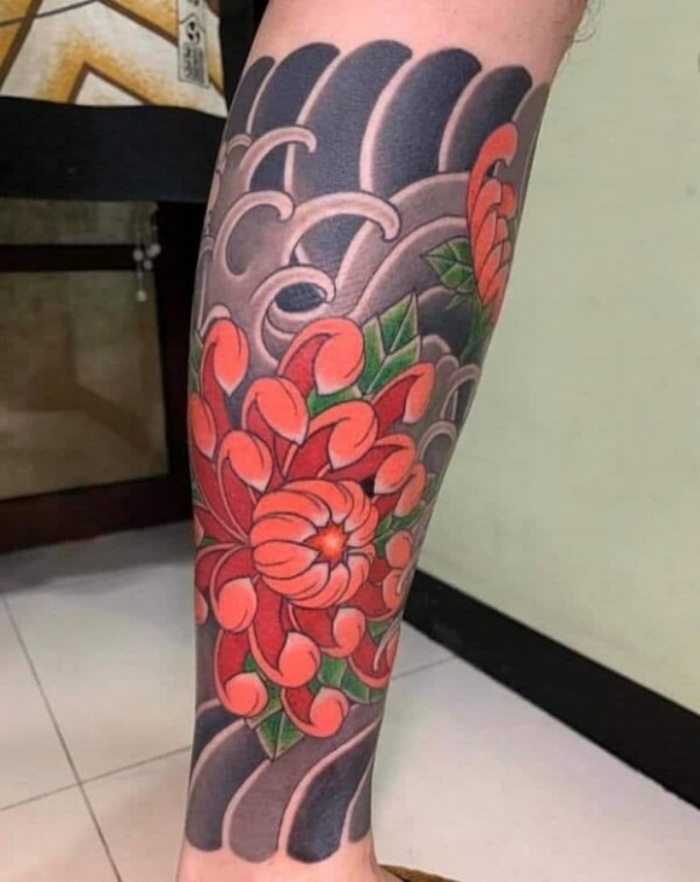 Hình xăm Nhật cổ bắp hình bông hoa
