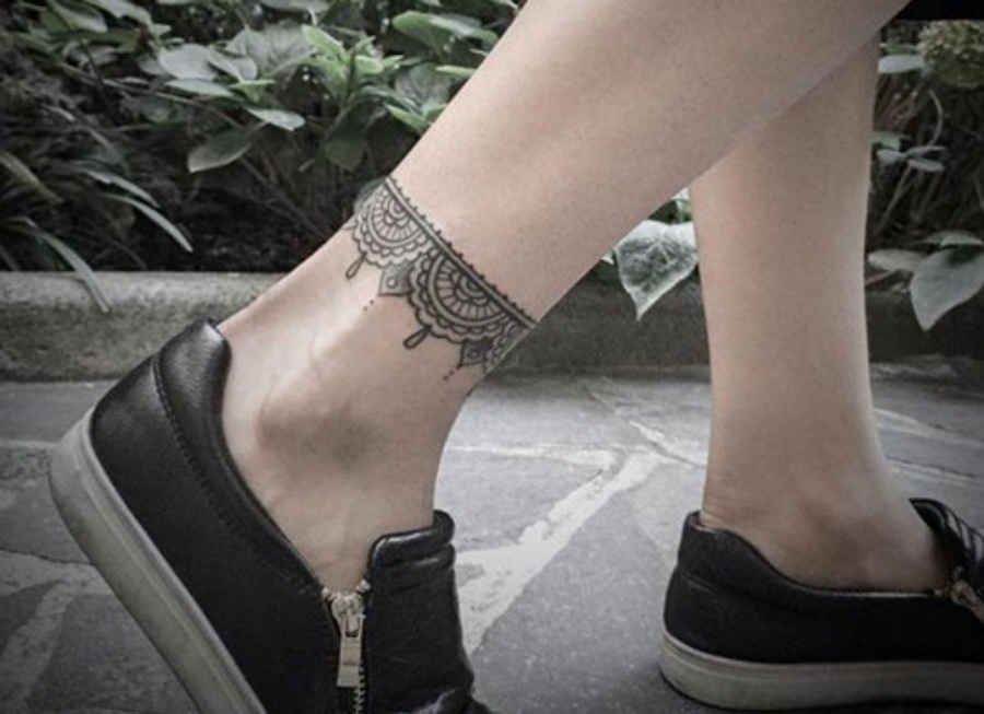 hana hana no mi tattoo by Mila Mantilla at No bad days tattos in  Bucaramanga  rtattoos