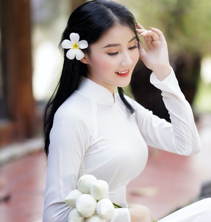 03192622 7 anh gai xinh mac ao dai