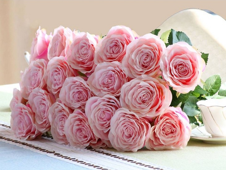 Màu hồng phấn là gì? Ý nghĩa màu hồng phấn trong cuộc sống & thiết kế Màu Hồng Phấn Là Gì? Ý Nghĩa Màu Hồng Phấn Trong Cuộc Sống & Thiết Kế