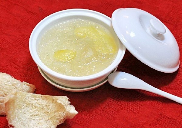 Cách chưng yến cho bé với đường phèn