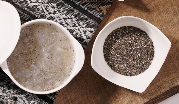 Cách chưng yến hạt chia cho bé 7-8 tháng tuổi