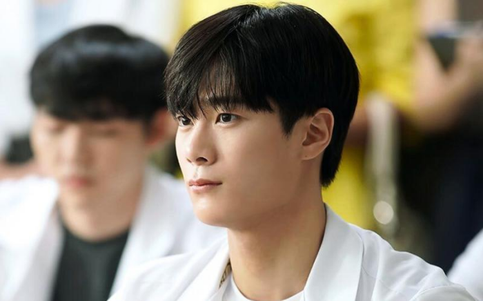 GameThuVi.Com - Moonbin là ai? 4
