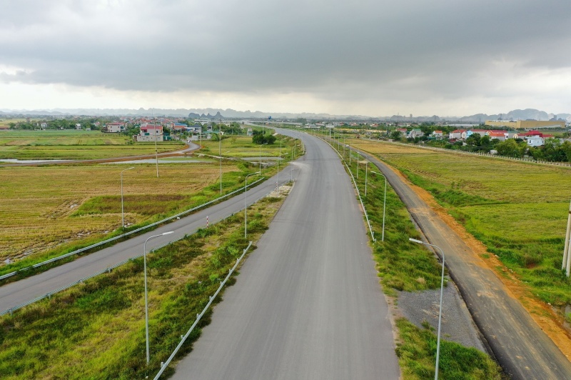 Chính phủ ra quyết định hoàn thành 360km cao tốc Bắc - Nam trong năm 2023