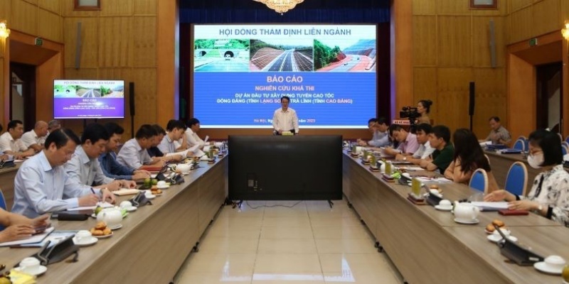 Cuộc họp thẩm định báo cáo nghiên cứu khả thi dự án cao tốc Đồng Đăng - Trà Lĩnh.
