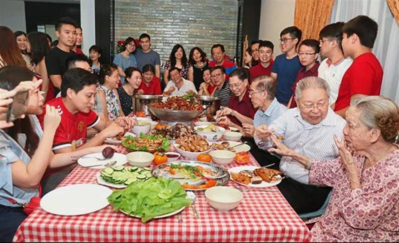 Cách xưng hô họ hàng bên ngoại