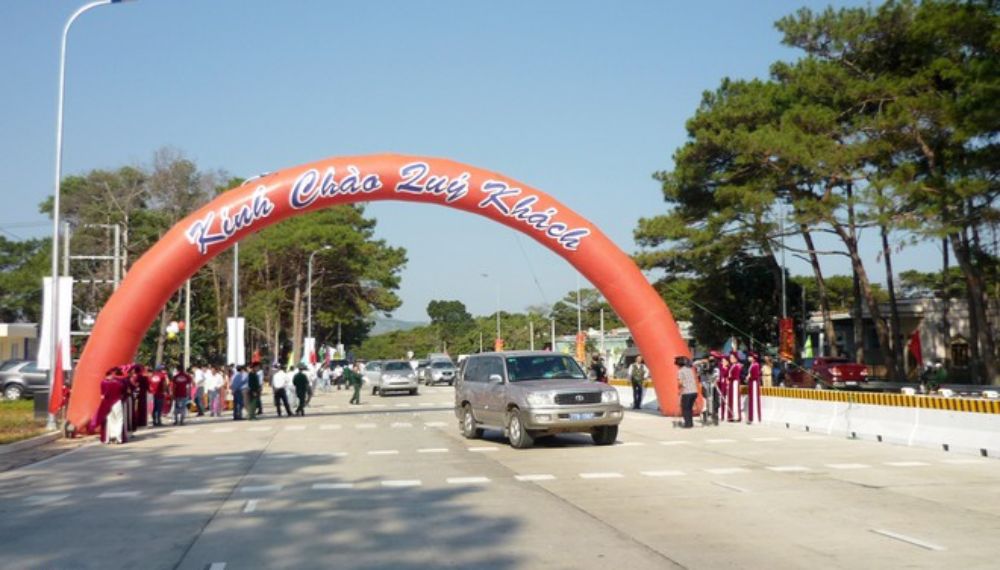 1 đoạn tuyến đường nâng cấp kết nối QL 19 từ cảng Quy Nhơn đến cửa khẩu Lệ Thanh