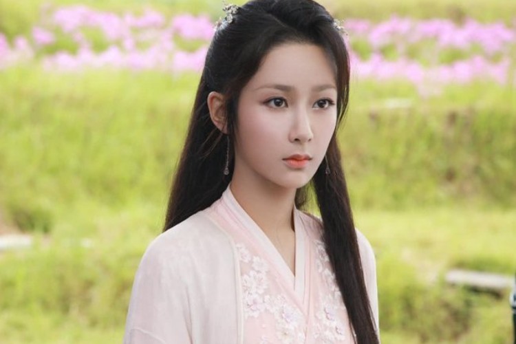 Dương Tử trong phim "Hương Mật Tựa Khói Sương"